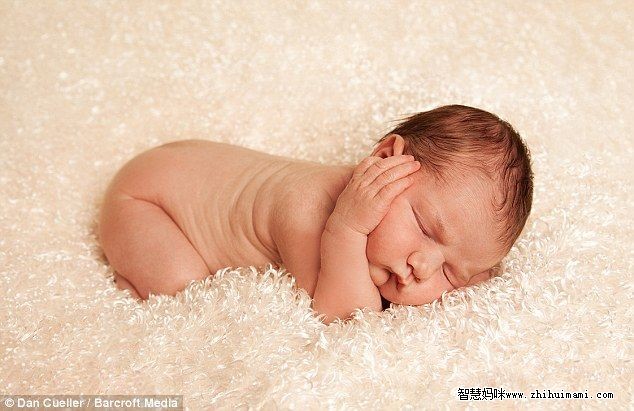 給寶寶睡出好頭型的三種方法