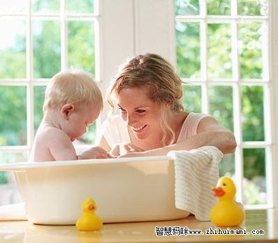 5種情況下不能給寶寶洗澡