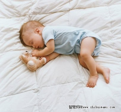 專家提醒：床墊不合適會造成孩子駝背