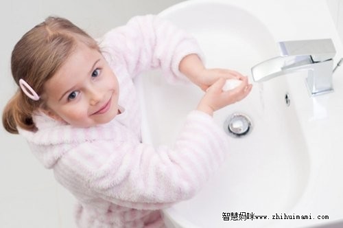 教會孩子洗手的三個好方法