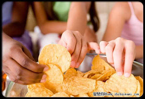 最容易讓孩子上火的四類食物