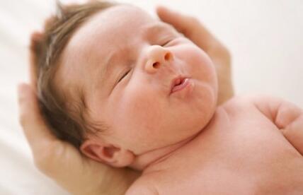 新生兒的七種疾病症狀與感冒相似