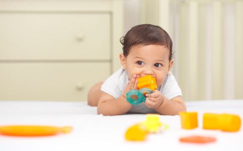 寶寶秋季腹瀉怎麼辦 寶寶腹瀉吃什麼好 寶寶腹瀉是什麼原因