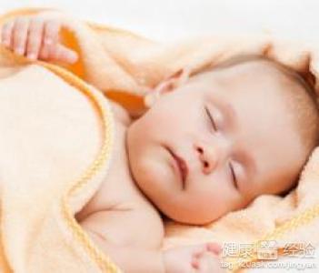 新生兒喉嚨有痰並且呼吸聲響怎麼辦？寶寶健康成長指南解析