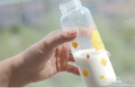 給寶寶沖奶粉會有什麼樣的誤區？