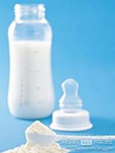 給寶寶沖奶粉不能用的水