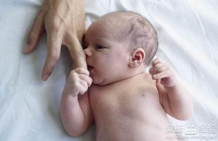 新生兒臍帶護理方法