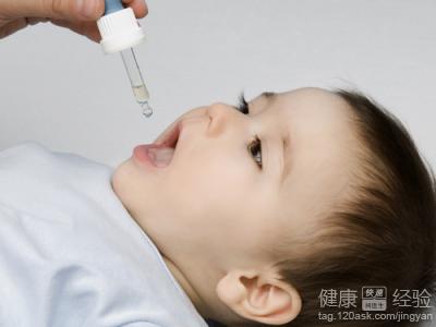 新生寶寶生病了，如何喂藥比較好？