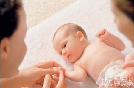 關於新生兒洗澡的護理