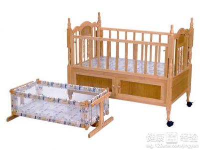 安全選購嬰兒床看材質聞油漆