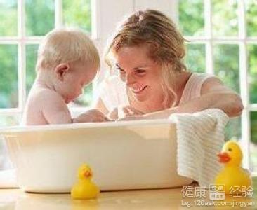 夏季寶寶該如何洗澡