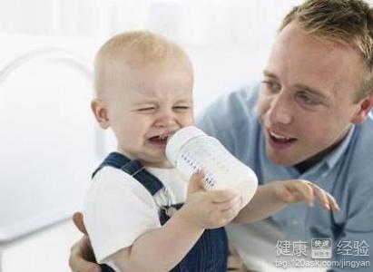 嬰兒不吃奶應該怎麼做