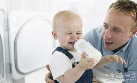 三個月寶寶不愛喝奶怎麼辦