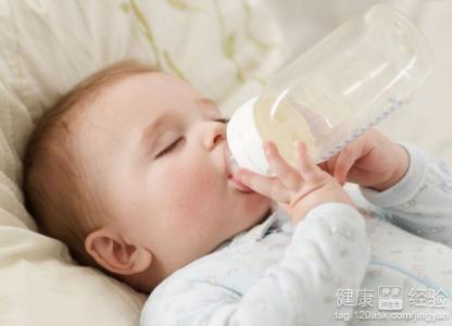 寶寶奶粉喂養的注意事項