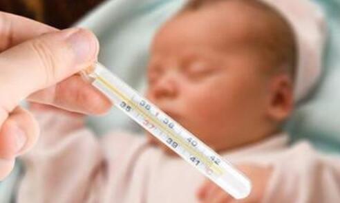 寶寶發燒的10大可能原因